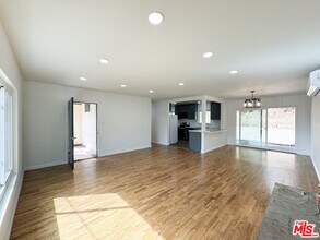 2003 Barnett Rd in Los Angeles, CA - Building Photo - Building Photo