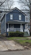 828 Davis St in Kalamazoo, MI - Building Photo - Building Photo