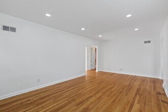 504 Roland Ave in Rockford, IL - Building Photo - Building Photo