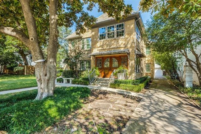 property at 4236 University Blvd