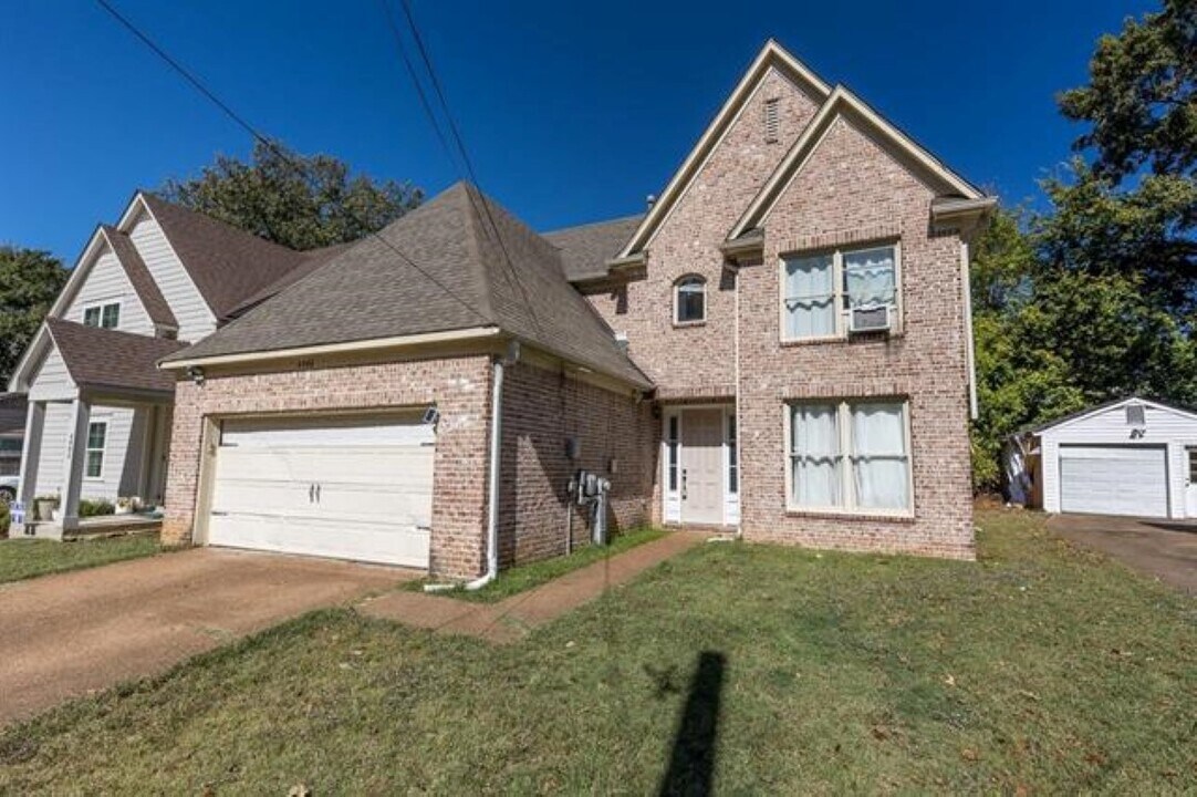 4986 Wilburn Ave in Memphis, TN - Building Photo