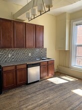 8 W 5th St in Fulton, MO - Building Photo - Building Photo