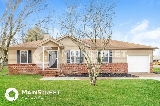 1143 Woods Edge Dr