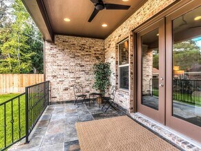5203 Beechnut St in Houston, TX - Building Photo - Building Photo