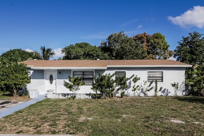 property at 1340 SW 6th Ave