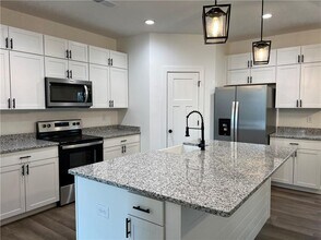 24 Rocky Cir NE in White, GA - Building Photo - Building Photo