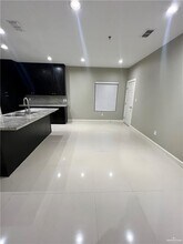 1201 E Camellia Ave in McAllen, TX - Building Photo - Building Photo