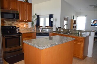 4626 SW Vahalla St in Port St. Lucie, FL - Building Photo - Building Photo