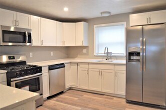 27 Uxor Wy in Pittsburgh, PA - Building Photo - Building Photo