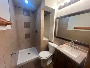 7009 S 79th St in La Vista, NE - Building Photo - Building Photo