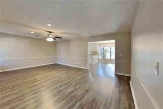 208 Emerald Cove Ln in Woodstock, GA - Building Photo - Building Photo