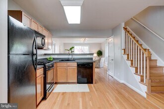 1617 N Van Dorn St in Alexandria, VA - Building Photo - Building Photo