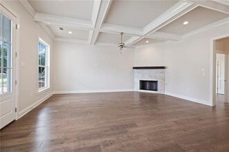 4025 Monarch Ln in Covington, LA - Foto de edificio - Building Photo