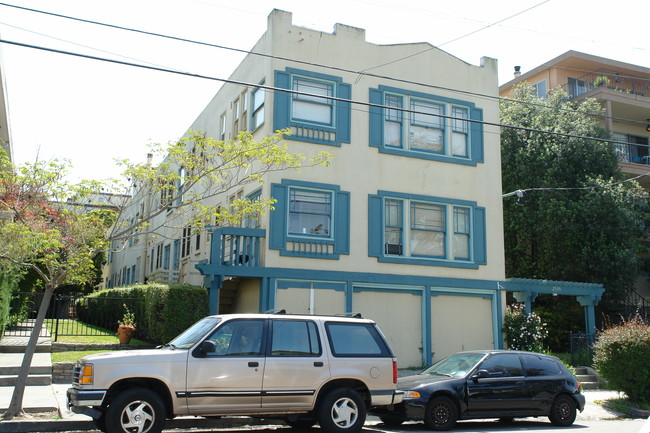 2535 Regent St in Berkeley, CA - Foto de edificio - Building Photo