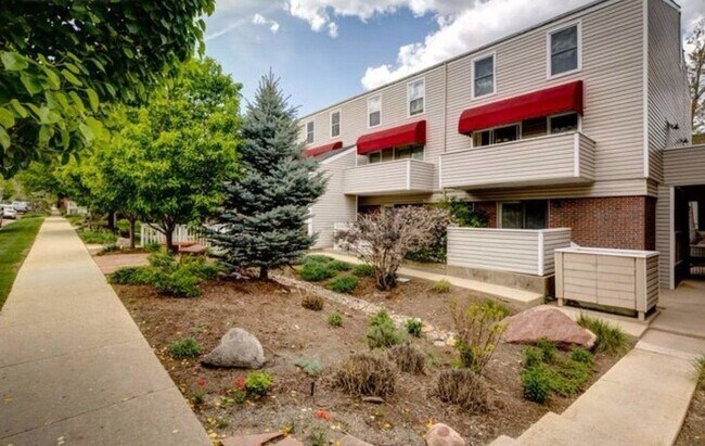1111 Maxwell Ave in Boulder, CO - Building Photo - Building Photo