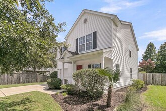 403 Dovetail Cir in Summerville, SC - Building Photo - Building Photo