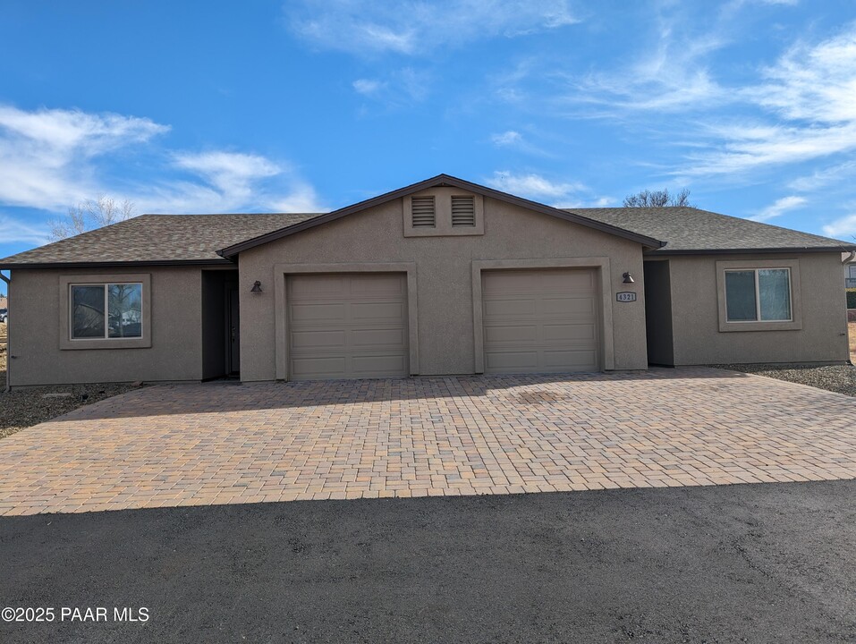 4321 N Viewpoint Dr in Prescott Valley, AZ - Building Photo