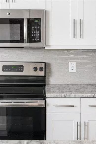 4410 Lake Riverstone Dr in Sugar Land, TX - Building Photo - Building Photo