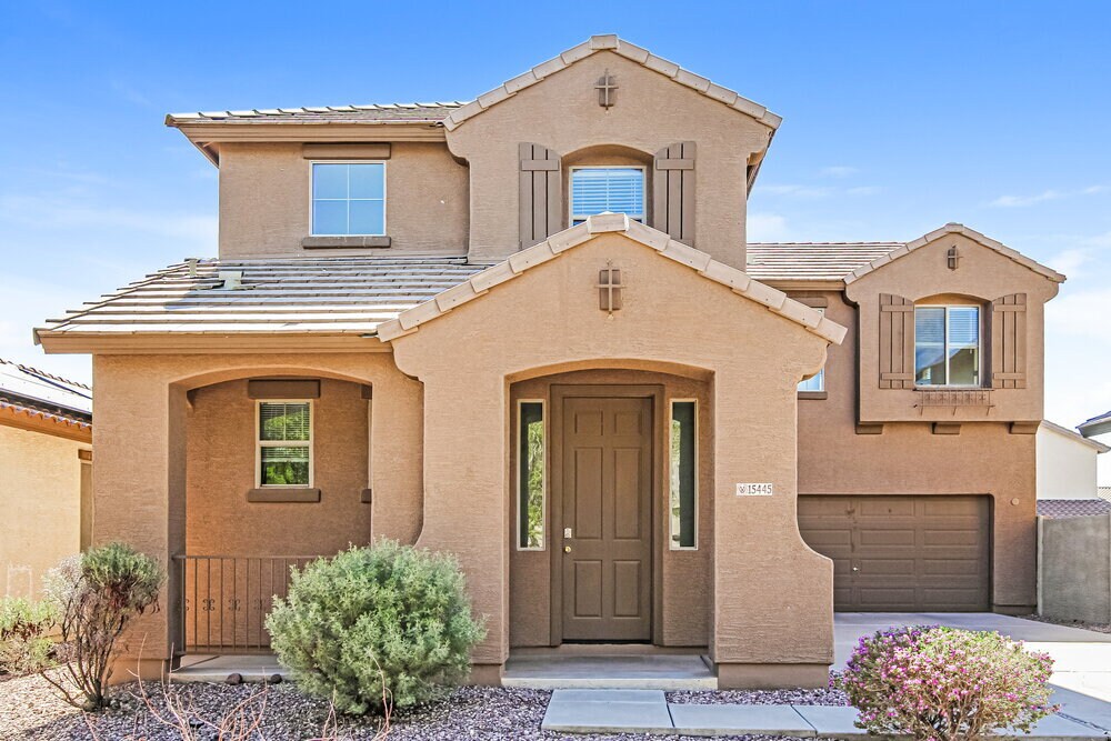 15445 W Jenan Dr in Surprise, AZ - Building Photo