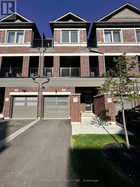 97 Carneros Wy in Markham, ON - Building Photo