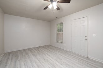 Beck Street Apartments in Greensboro, NC - Foto de edificio - Interior Photo