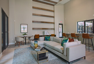 Soneto On Western in Katy, TX - Building Photo - Interior Photo