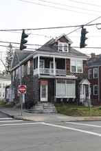 499 Pawling Ave in Troy, NY - Building Photo - Building Photo