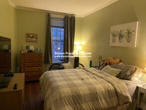 456 Beacon St, Unit 5 in Boston, MA - Foto de edificio - Building Photo