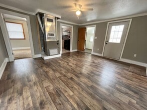 210 Main St in Harrisburg, SD - Building Photo - Building Photo