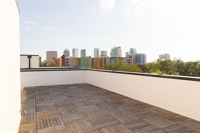 1218 E Kay St in Tampa, FL - Building Photo - Building Photo