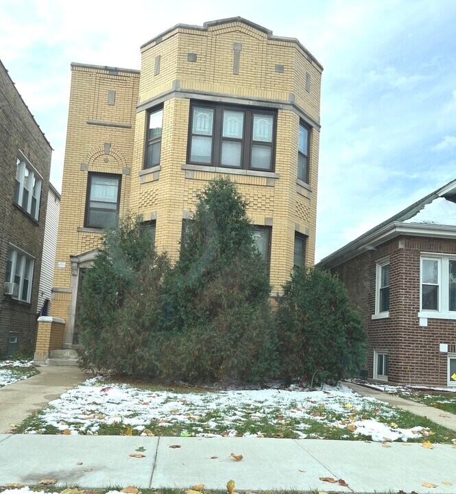 2904 N Linder Ave in Chicago, IL - Building Photo