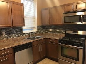 4988 Neosho St in St. Louis, MO - Building Photo - Building Photo