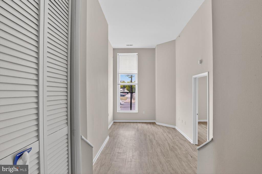 317 E North Ave in Baltimore, MD - Building Photo