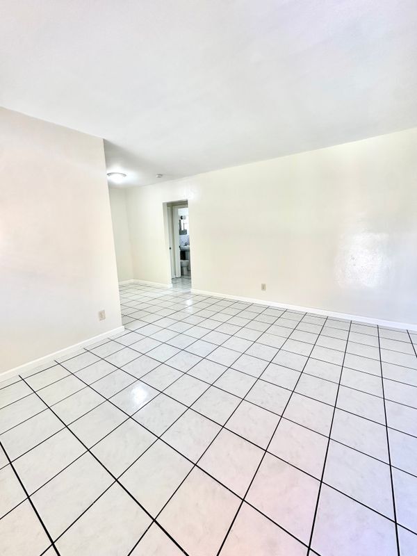 15002 NE 11th Ct in Miami, FL - Building Photo - Building Photo