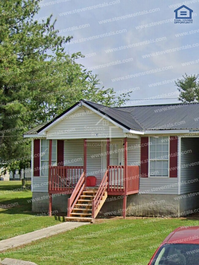 155 Dogwood Pointe Dr in McMinnville, TN - Building Photo - Building Photo