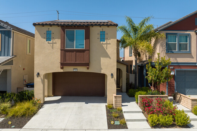 Monarch at the Preserve in Chino, CA - Building Photo - Building Photo