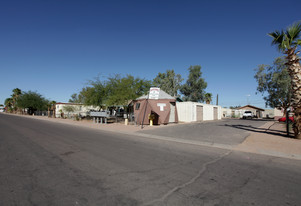 Saguaro Mobile Home Park Apartments