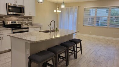 5161 78th St Cir E in Bradenton, FL - Building Photo - Building Photo