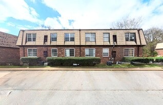 441 Harding Pl, Unit 4 - 129 in Nashville, TN - Building Photo