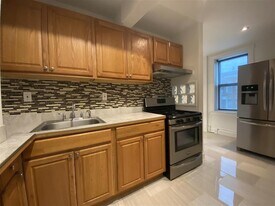 316 Hoboken Ave in Jersey City, NJ - Building Photo