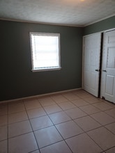 2401 S Linden St, Unit 3 in Pine Bluff, AR - Building Photo - Building Photo