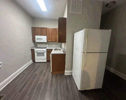 3823 Park Heights Ave, Unit A in Baltimore, MD - Building Photo - Building Photo