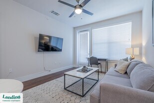 15950 Chase Hill Blvd in San Antonio, TX - Building Photo