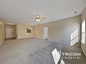 9897 Lakefield Ln in Avon, IN - Building Photo - Building Photo