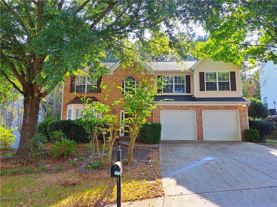 3940 Crescent Walk Ln NE in Suwanee, GA - Building Photo