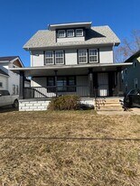 13817 Bartlett Ave in Cleveland, OH - Building Photo