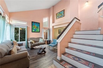 7726 Whitney Dr, Unit 3202 in Riverside, CA - Foto de edificio - Building Photo