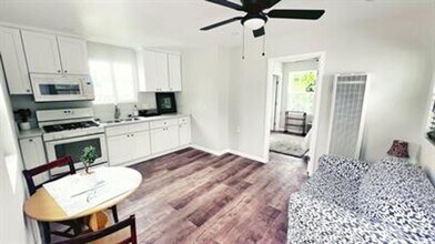 759 N Caswell Ave in Pomona, CA - Building Photo - Building Photo