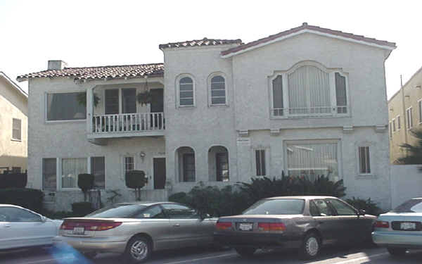 1824-1830 E 2nd St in Long Beach, CA - Foto de edificio - Building Photo