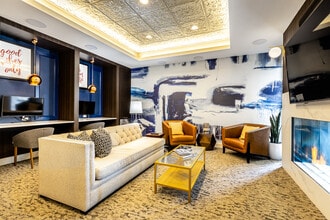 Waterside Residences on Quivira in Lenexa, KS - Building Photo - Interior Photo